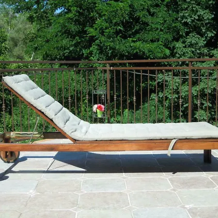 La Libellula Bed & Breakfast *